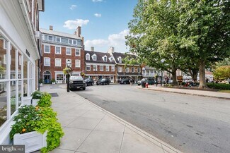 Building Photo - 31 Palmer Square W