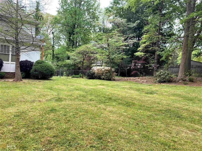 Building Photo - 2489 Hembree Dr