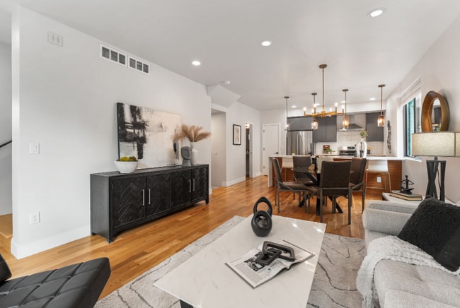 Building Photo - 3644 Quivas St