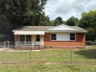 Building Photo - 2838 Coronada Pkwy