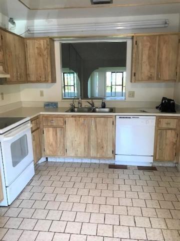 Building Photo - 4240 Lucerne Villas Ln