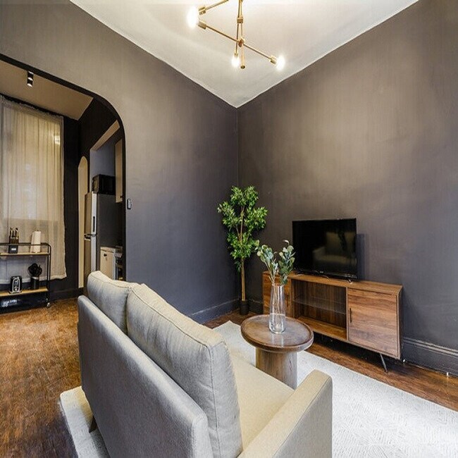 Foto del edificio - 333 Ed Koch Queensboro Bridge Path