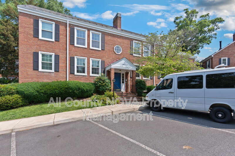 Photo - 4811 29th St S