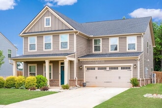 Building Photo - 533 Daffodil Ln