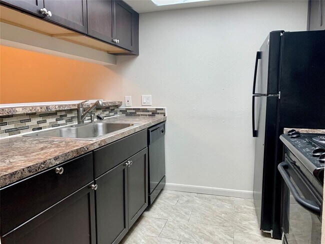 Foto del edificio - 2820 S Bartell Dr