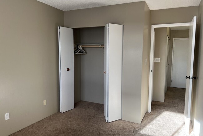 Building Photo - 1285 Martin St