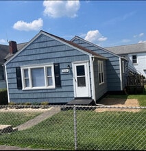 Building Photo - 5004 Kentucky St