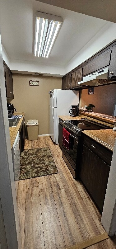 Foto del edificio - 1168 Herbert Ave