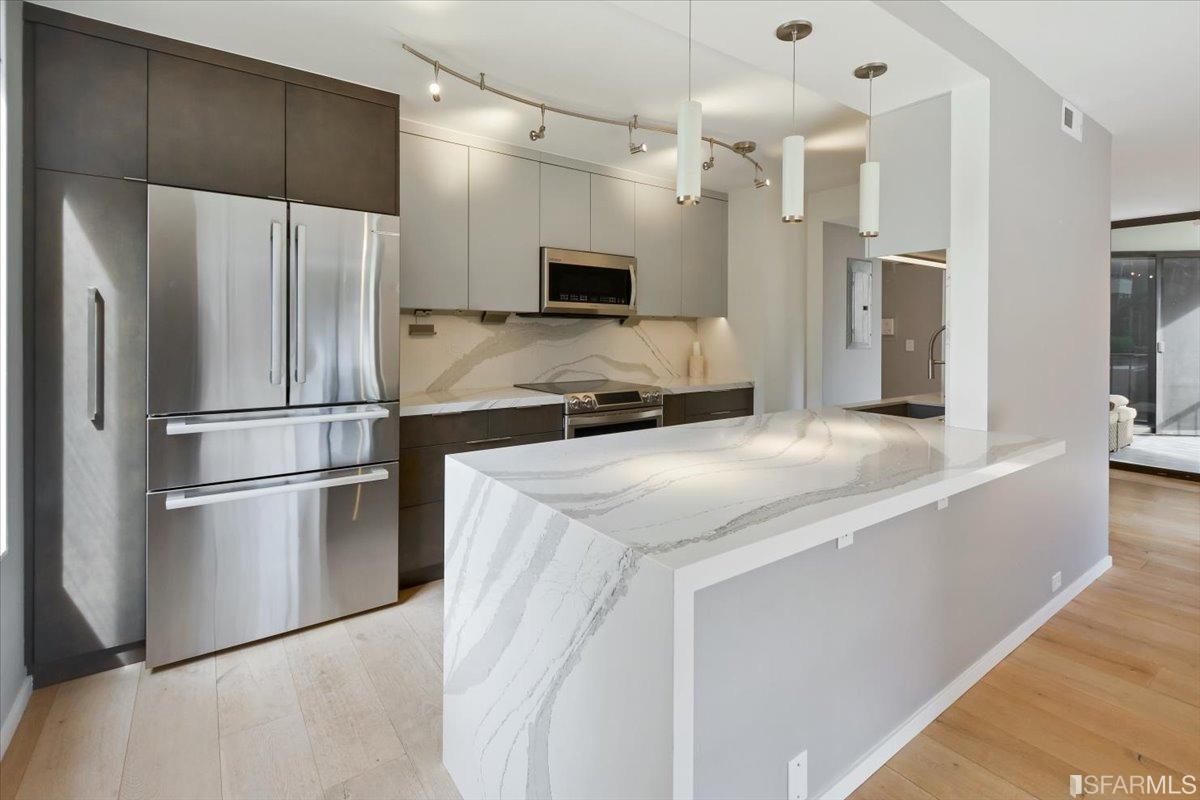 150 Lombard St, San Francisco, CA 94111 Condo for Rent in San