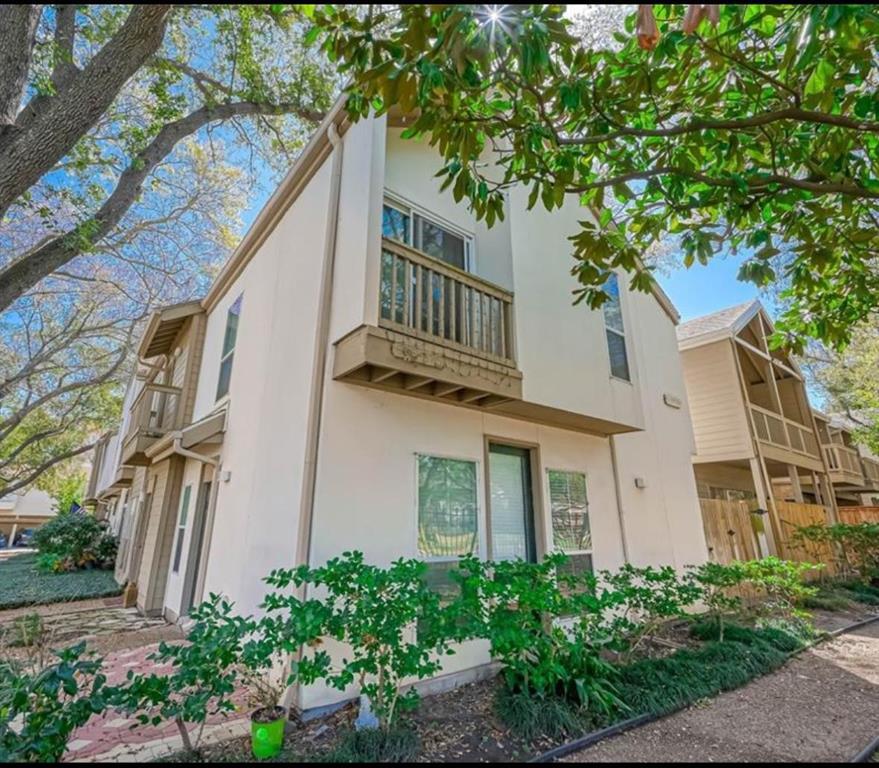 Foto principal - 2100 Tanglewilde St