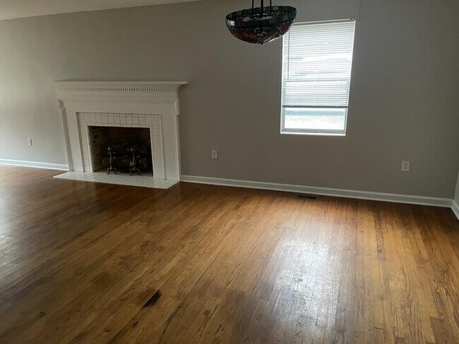 Foto del edificio - 201 East 11th