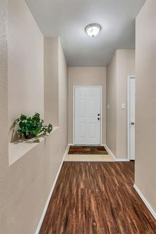 Foto del edificio - 4105 Capstone Dr