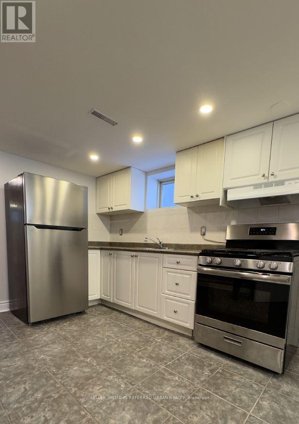 Building Photo - 74 Cavehill Crescent