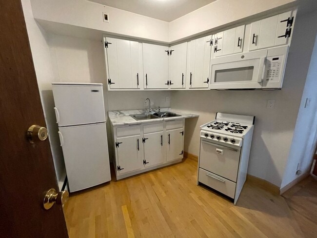 Foto del edificio - 1308 N Astor St