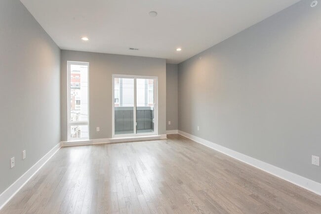 Building Photo - 1720 Ingersoll St