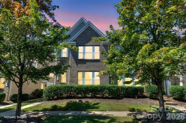 Foto del edificio - 8273 Viewpoint Lane