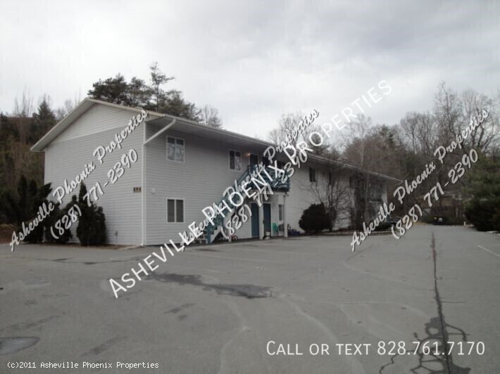 Foto principal - 456 Reems Creek Rd