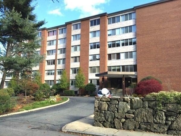 Building Photo - 22 Chestnut Pl
