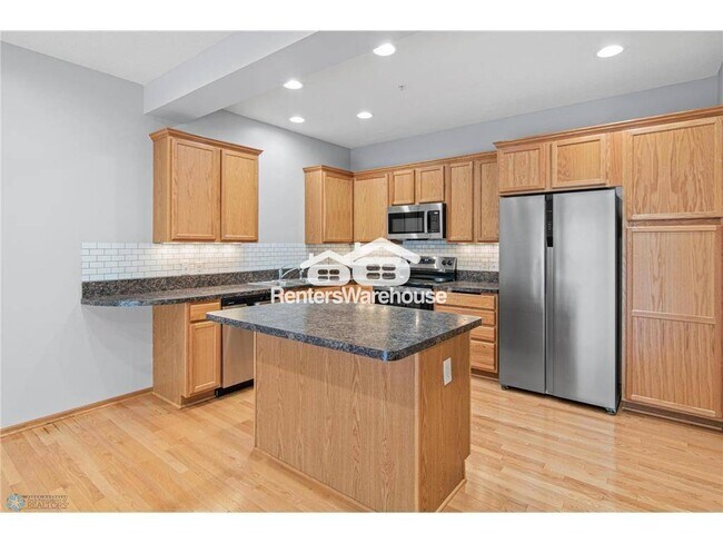 Foto del edificio - 2495 121st Cir NE