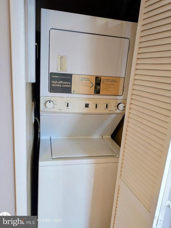 Building Photo - 919 S 25th St