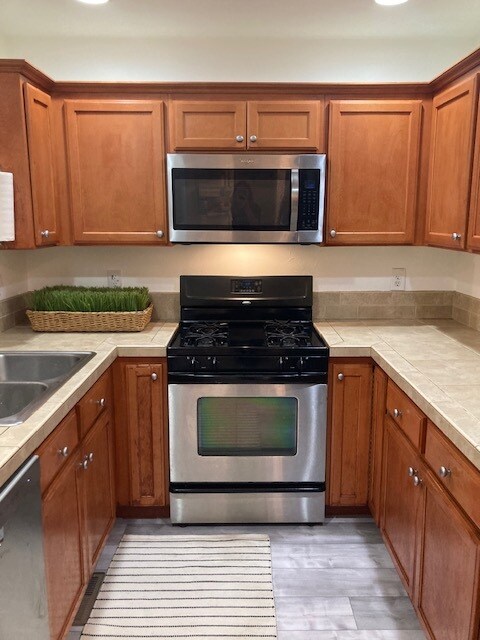 Cocina - 8822 SE Brooklyn St