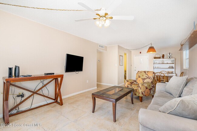 Foto del edificio - 4800 Ocean Beach Blvd