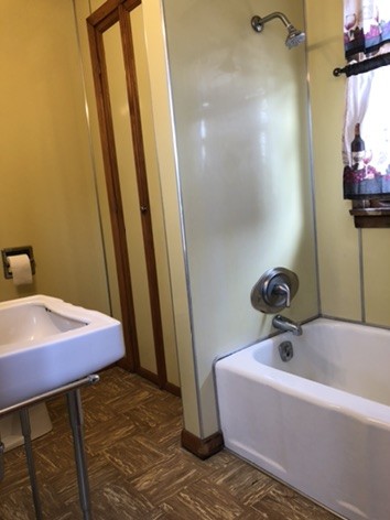 Foto del edificio - 522 N Jefferson St