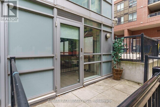 Building Photo - 170 Sudbury St