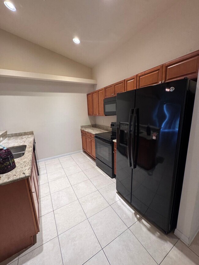 Foto del edificio - 1037 SE 11th Terrace
