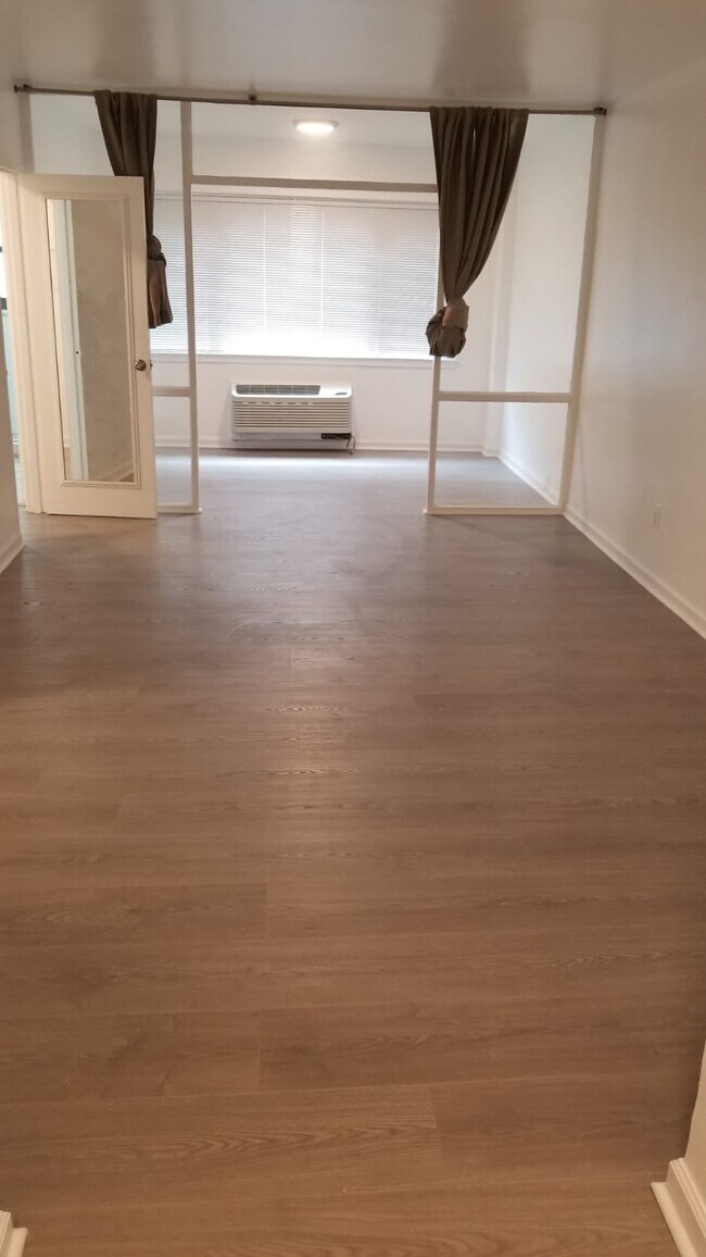 Foto del edificio - 2141 I St NW