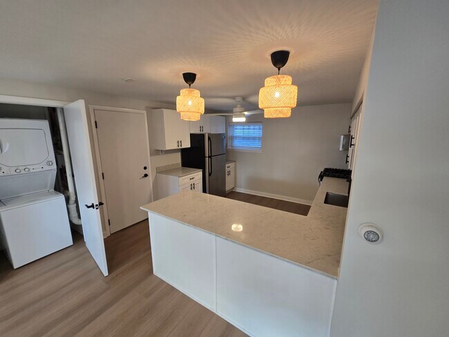 Cocina 1N - 143 Ann St