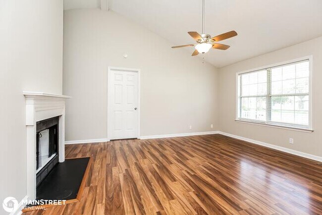 Building Photo - 4884 Peppertree Dr