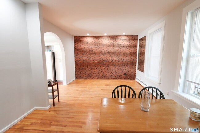 Foto del edificio - 182 Chestnut St