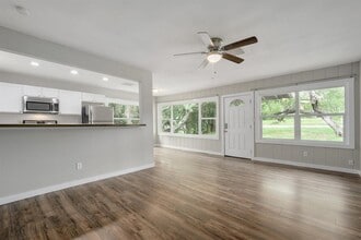 Building Photo - 6301 Arnold Dr