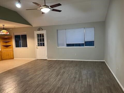 Foto del edificio - 2327 Goldring Ln