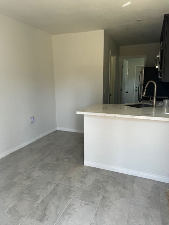 Building Photo - 32976 Bonnie Lea Dr
