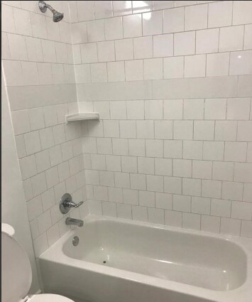 Foto del edificio - 215 W 7th St