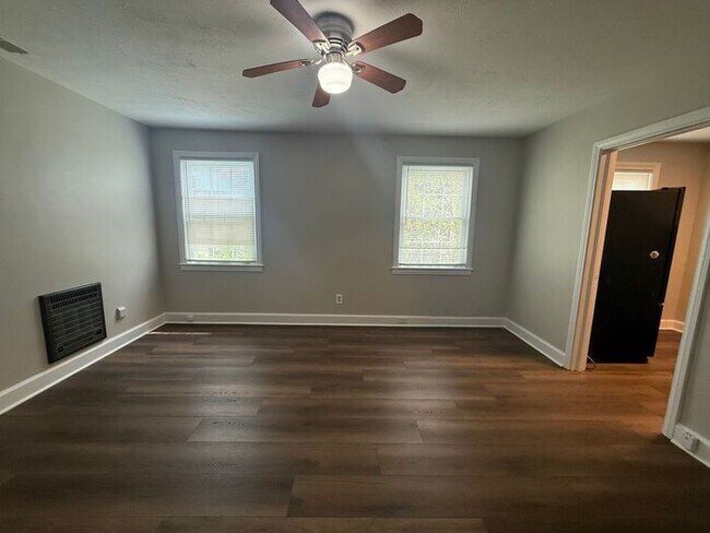 Foto del edificio - East Nashville Duplex Unit