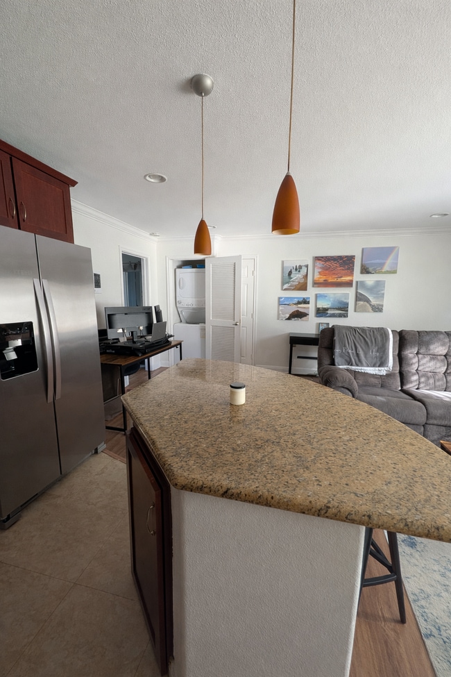 Kitchen Island - 3956 Texas St