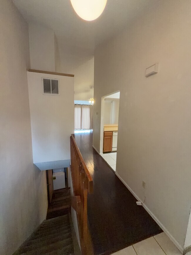Building Photo - 4537 Lamplighter Cir