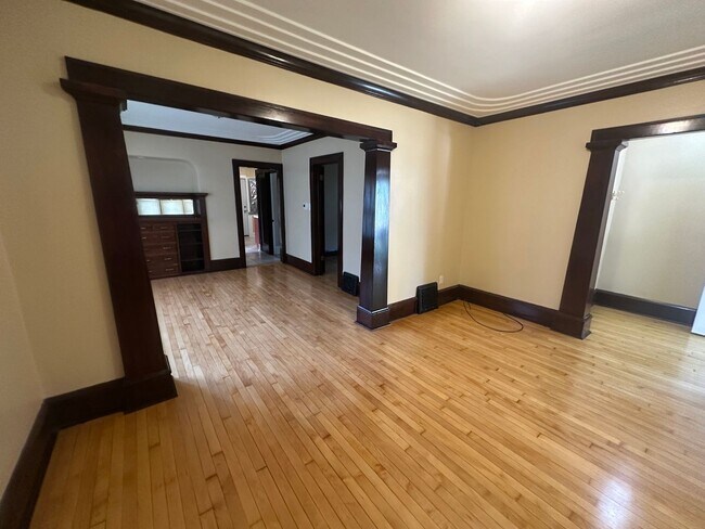 Foto del edificio - 1563 S 33rd St
