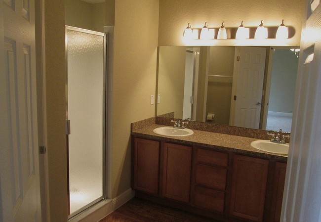 Interior Photo - Summer Brooke Townhomes