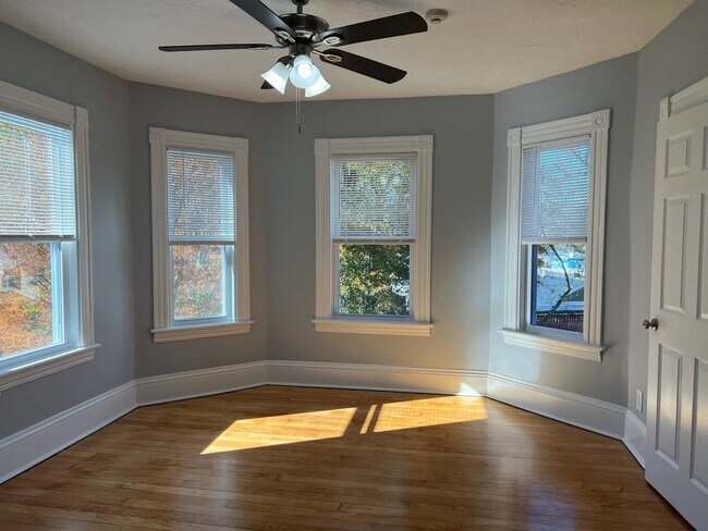 SALA DE ESTAR - 28 Paine St