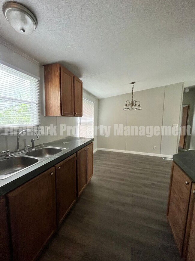 Foto del edificio - Double Wide for rent in Tullahoma