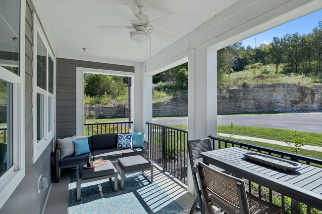 Building Photo - Sanctuary Bluff Apartments