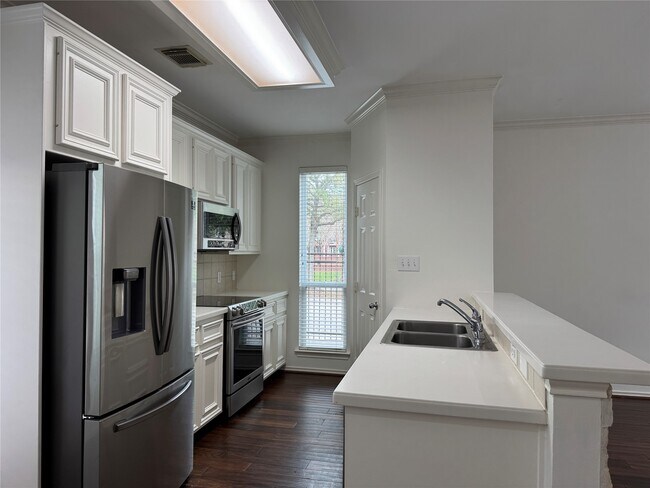 Foto del edificio - 1908 Bailey St