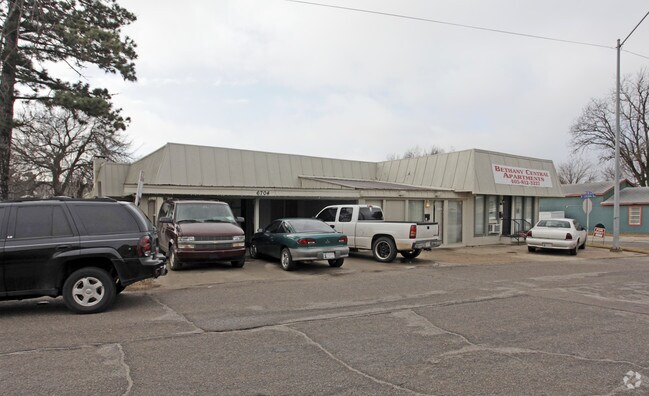 Foto del edificio - 6704 NW 38th St