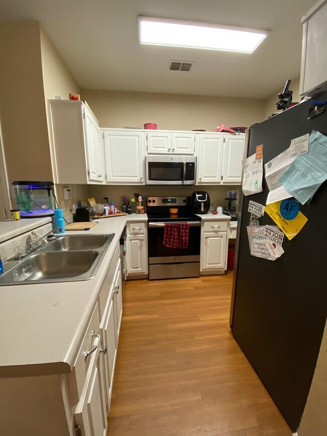 Foto del edificio - 2248 Pine Landing Ct