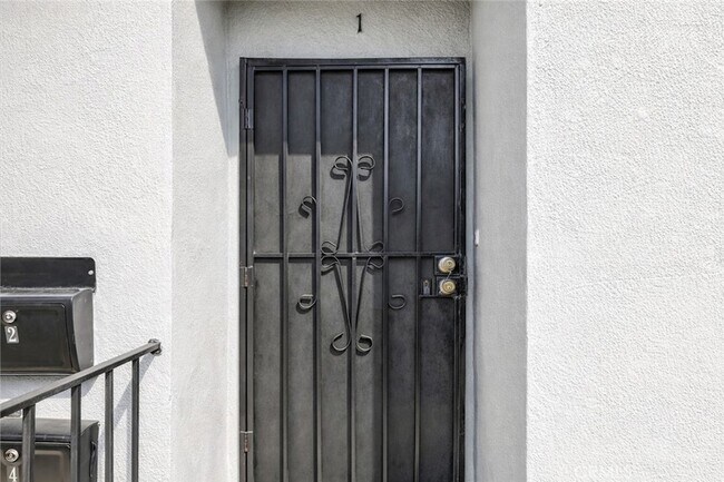 Foto del edificio - 151 E 95th St