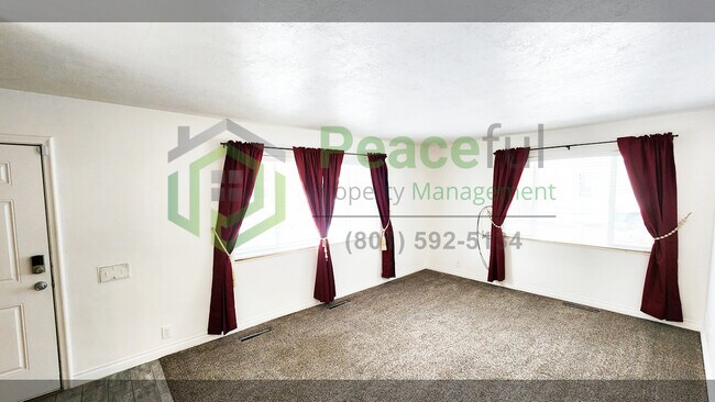 Building Photo - 482 17th St
